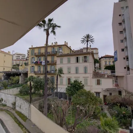 Les Tambourins 19 - 3 Etoiles *